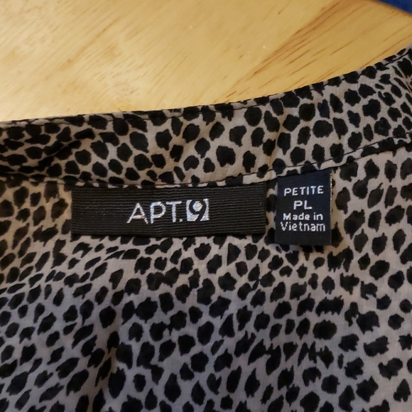 Blouse - Picture 5 of 5